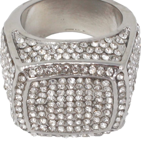 Mans Ring - Picture 2 of 5